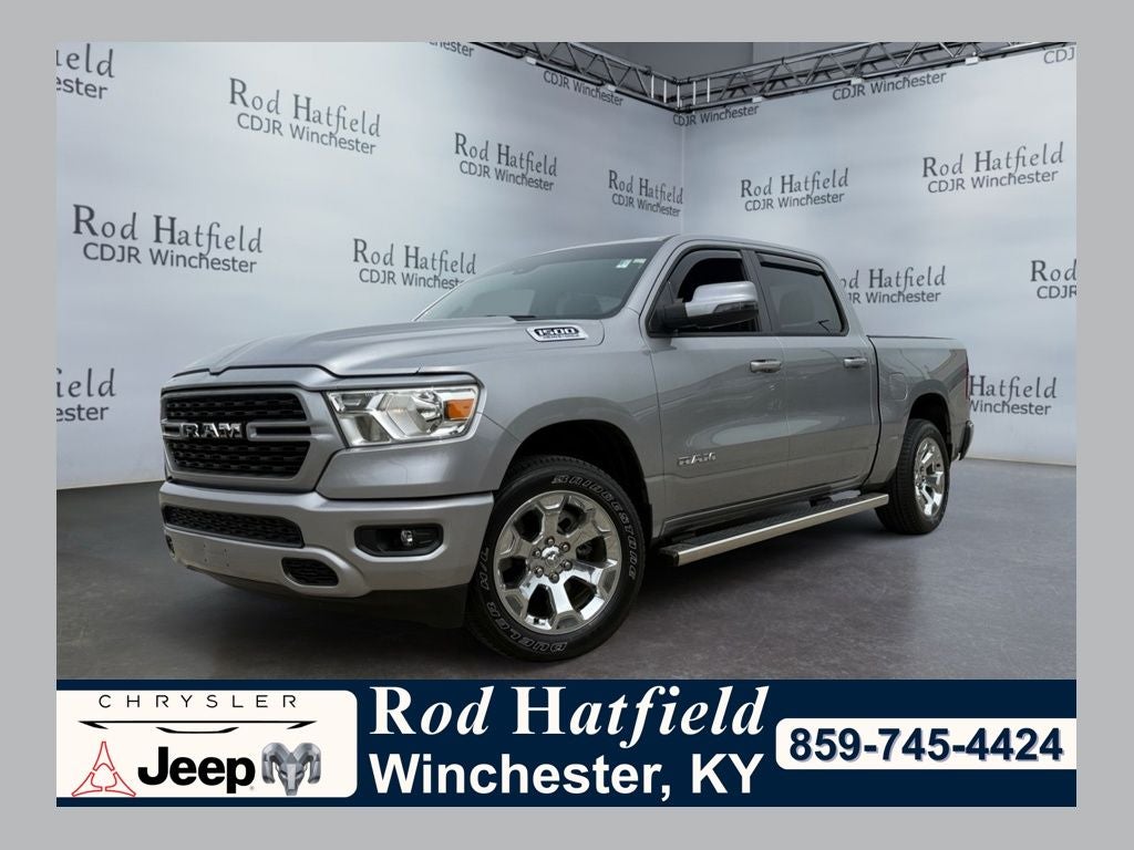 2024 RAM 1500 Big Horn Crew Cab 4x4 5'7' Box in Billet Silver Metallic Clearcoat — front three-quarter view