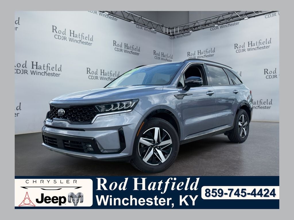 2021 Kia Sorento EX in Everlasting Silver — front three-quarter view