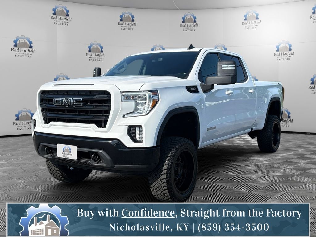 2021 GMC Sierra 1500 Elevation in Summit White — front three-quarter view