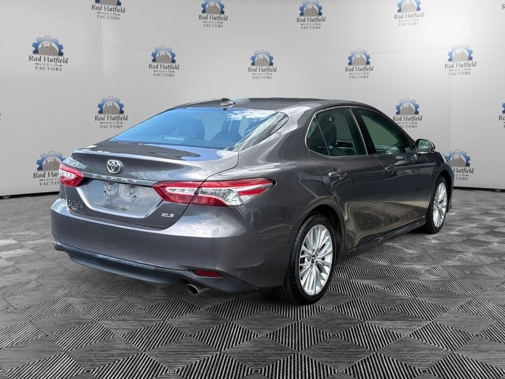2019 Toyota Camry — detail view