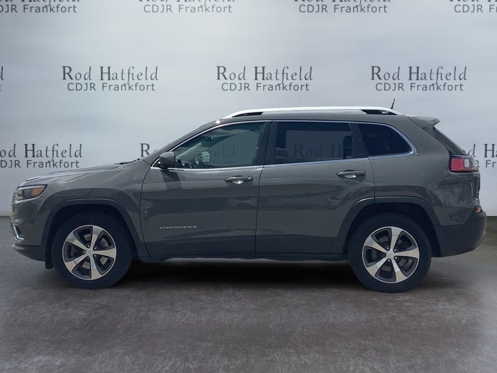 2019 Jeep Cherokee — side profile view